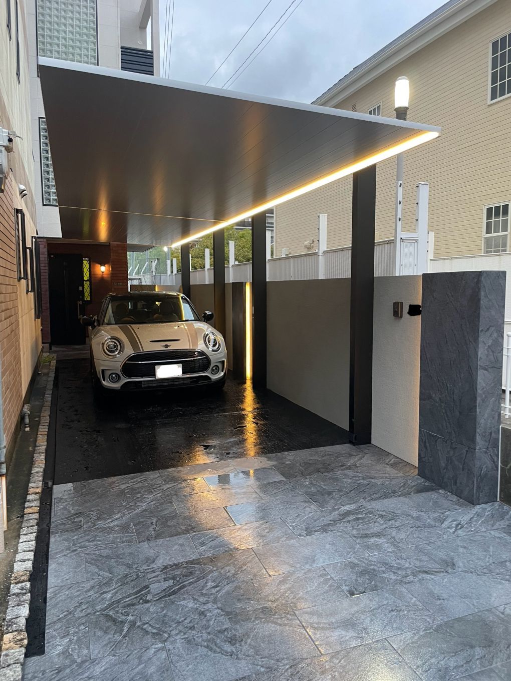 No.118 リフォーム工事　モノトーンハイモダンガレージ　オープン外構 画像