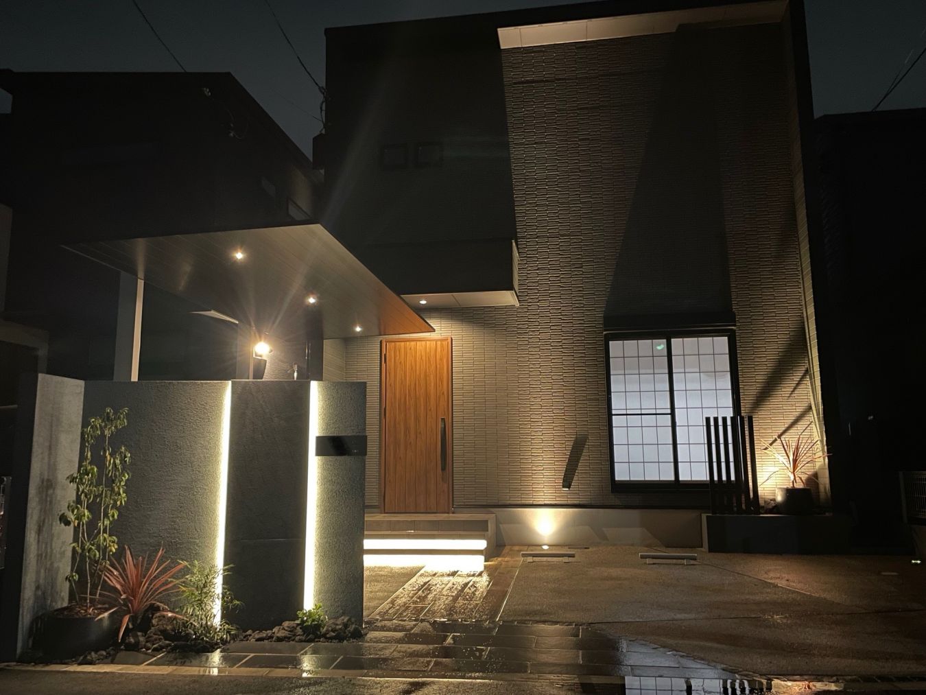 外構で家の雰囲気が全く別次元に変わりました 画像