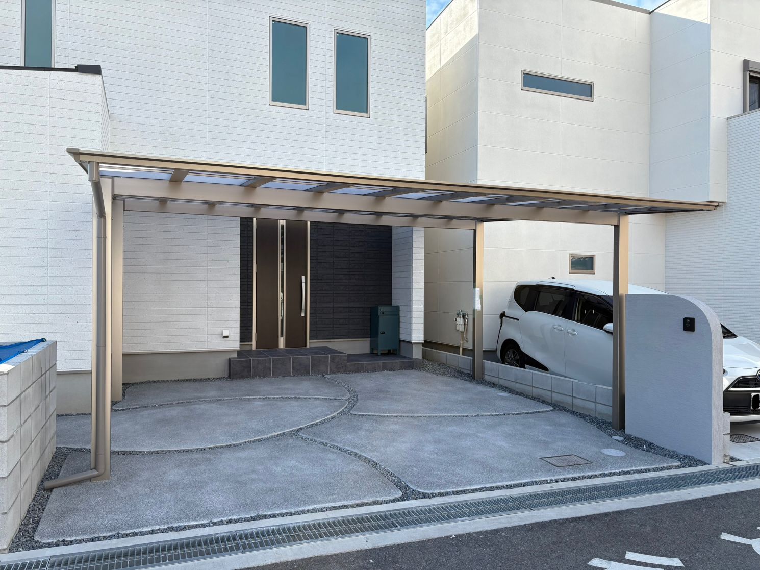 新規外構UPします！ 画像