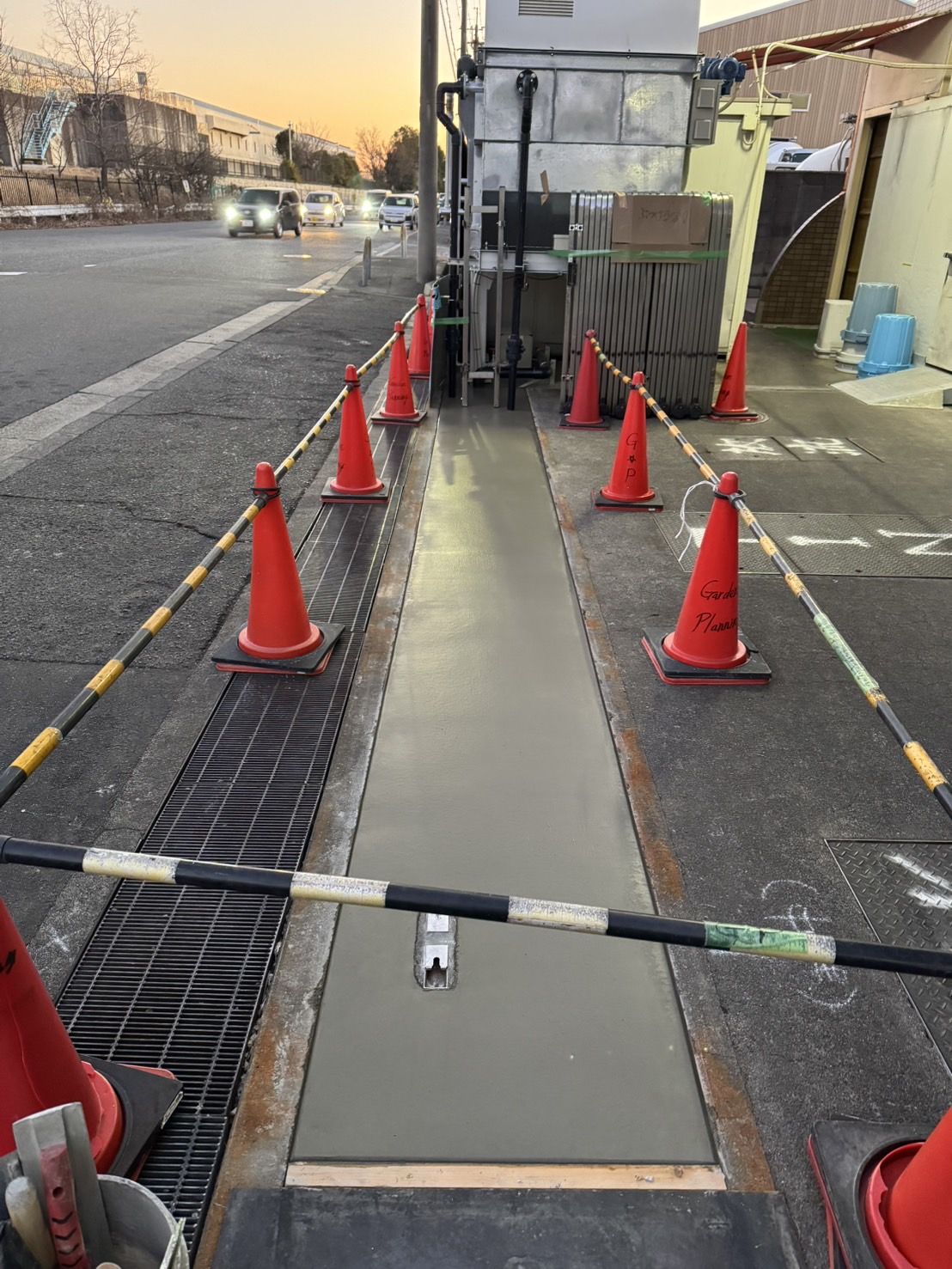 工場の土間うち工事 画像