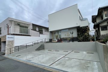 2025-04/1745370178_img-1022